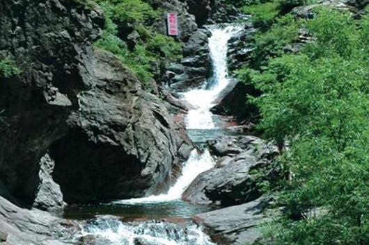海口绿水青山成色足 空气质量全国领“鲜” 城市宜居优势彰显